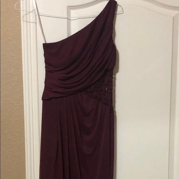 David’s Bridal Wine bridesmaid dress size 4 - Picture 2 of 2